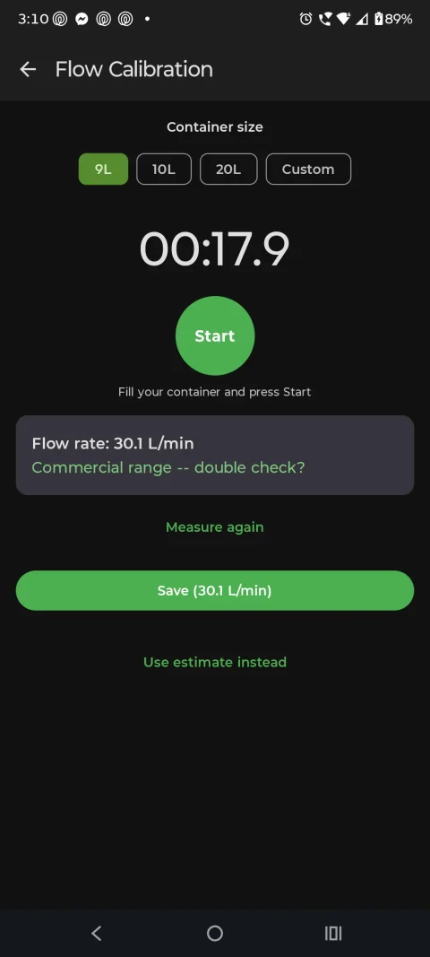 LawnSuite flow calibration screen showing container size selection, stopwatch timer and calculated flow rate in litres per minute